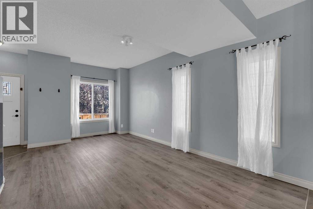 211 Strathaven Mews, Strathmore, Alberta  T1P 1P4 - Photo 5 - A2248839