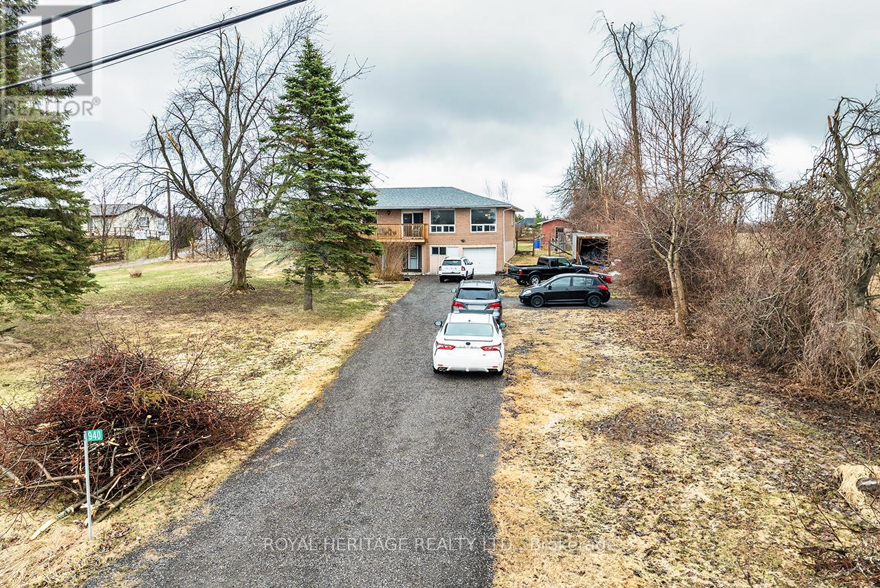 940 Portage Road, Kawartha Lakes, Ontario  K0M 2B0 - Photo 2 - X12464452