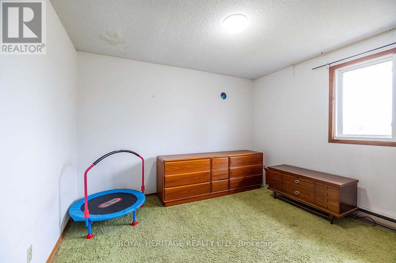 940 Portage Road, Kawartha Lakes, Ontario  K0M 2B0 - Photo 21 - X12464452