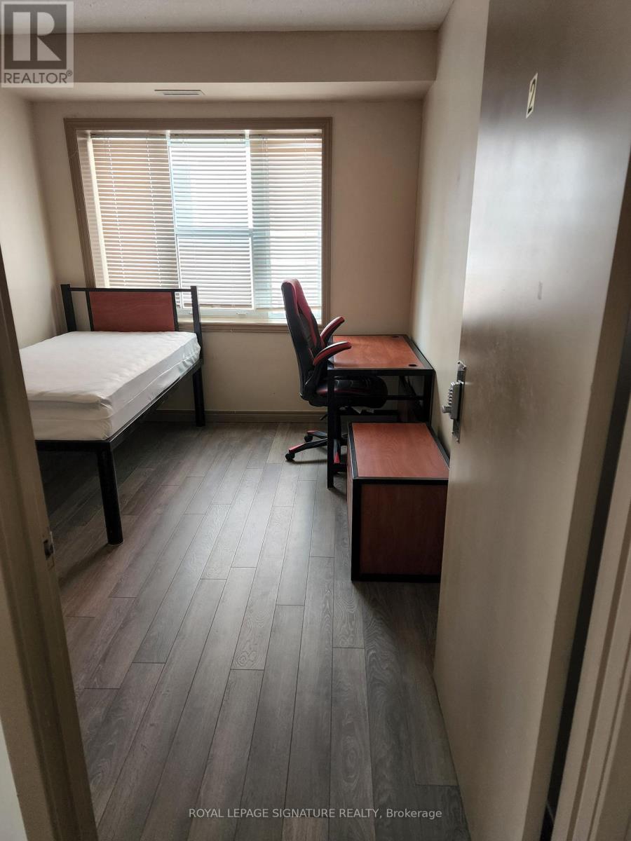 605 - 251 Lester Street, Waterloo, Ontario  N2L 3W6 - Photo 11 - X12464454