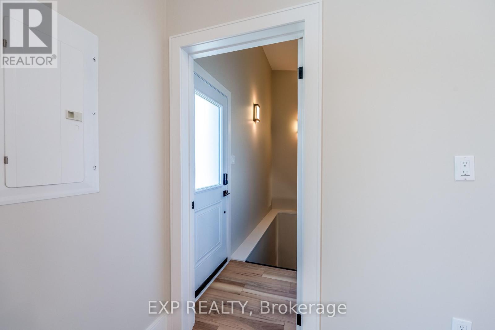 Unit C - 44 Kingsway Crescent, Brantford, Ontario  N3R 1M7 - Photo 21 - X12464478