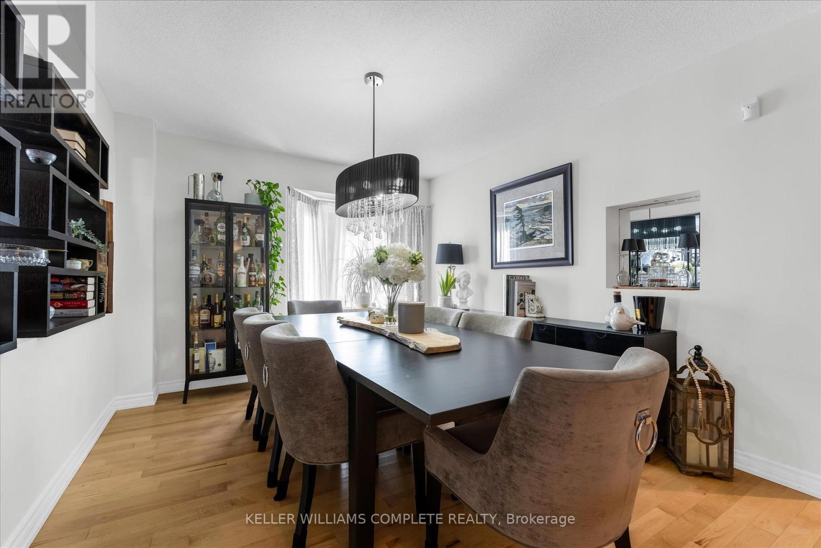 14 - 286 Hamilton Drive, Hamilton, Ontario  L9G 4W6 - Photo 10 - X12464482