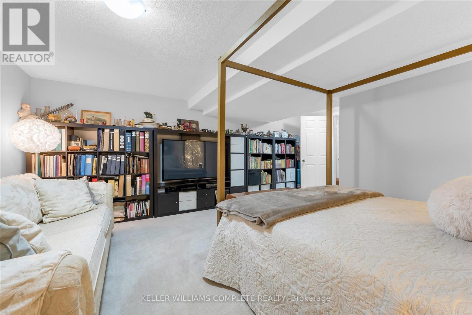 14 - 286 Hamilton Drive, Hamilton, Ontario  L9G 4W6 - Photo 27 - X12464482