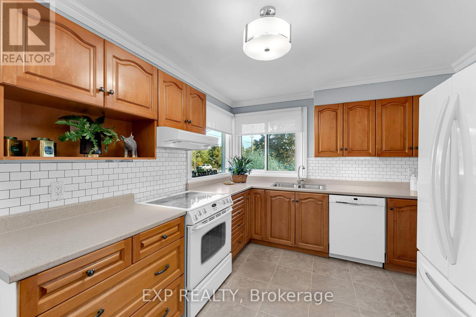 450 Coronation Boulevard, Loyalist, Ontario  K7M 5P9 - Photo 17 - X12464483