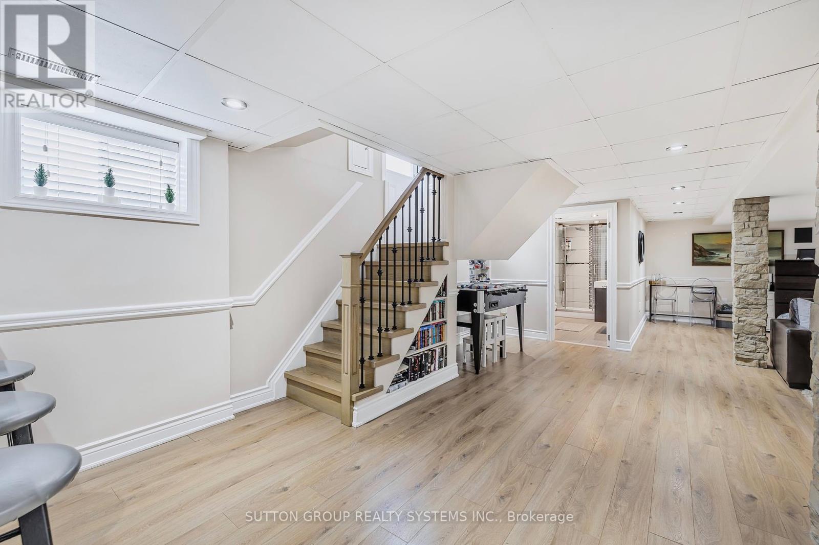 85 Kane Avenue, Toronto, Ontario  M6M 3M8 - Photo 17 - W12446097