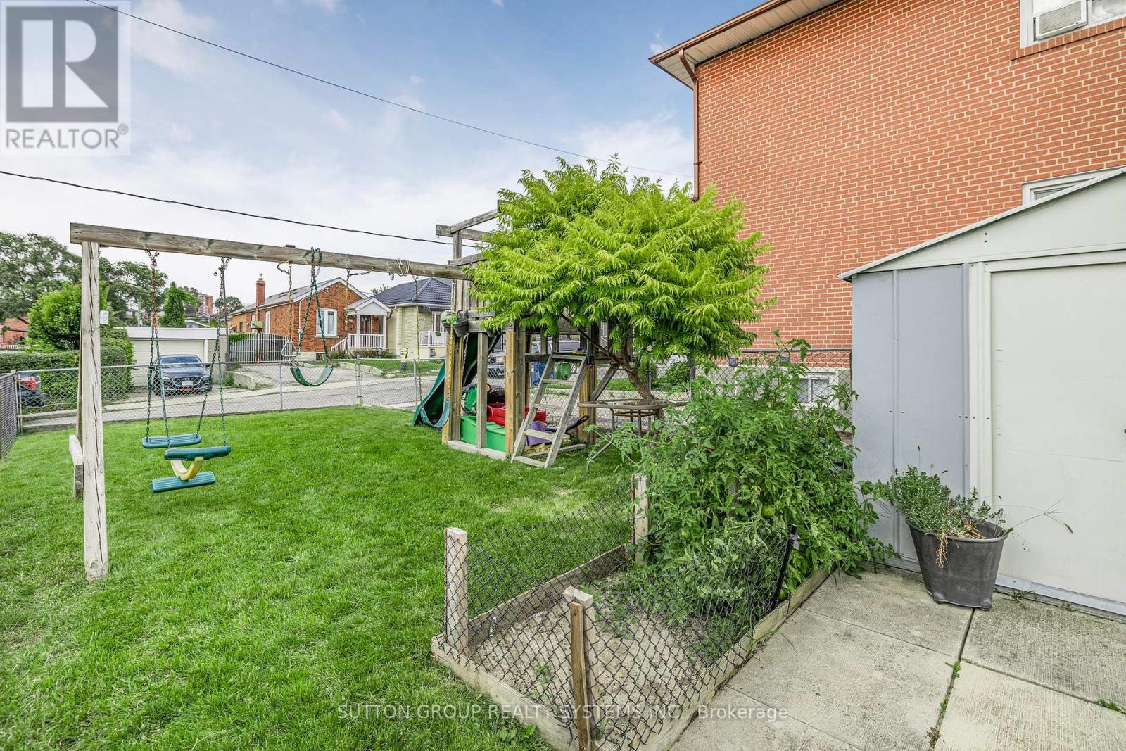 85 Kane Avenue, Toronto, Ontario  M6M 3M8 - Photo 32 - W12446097