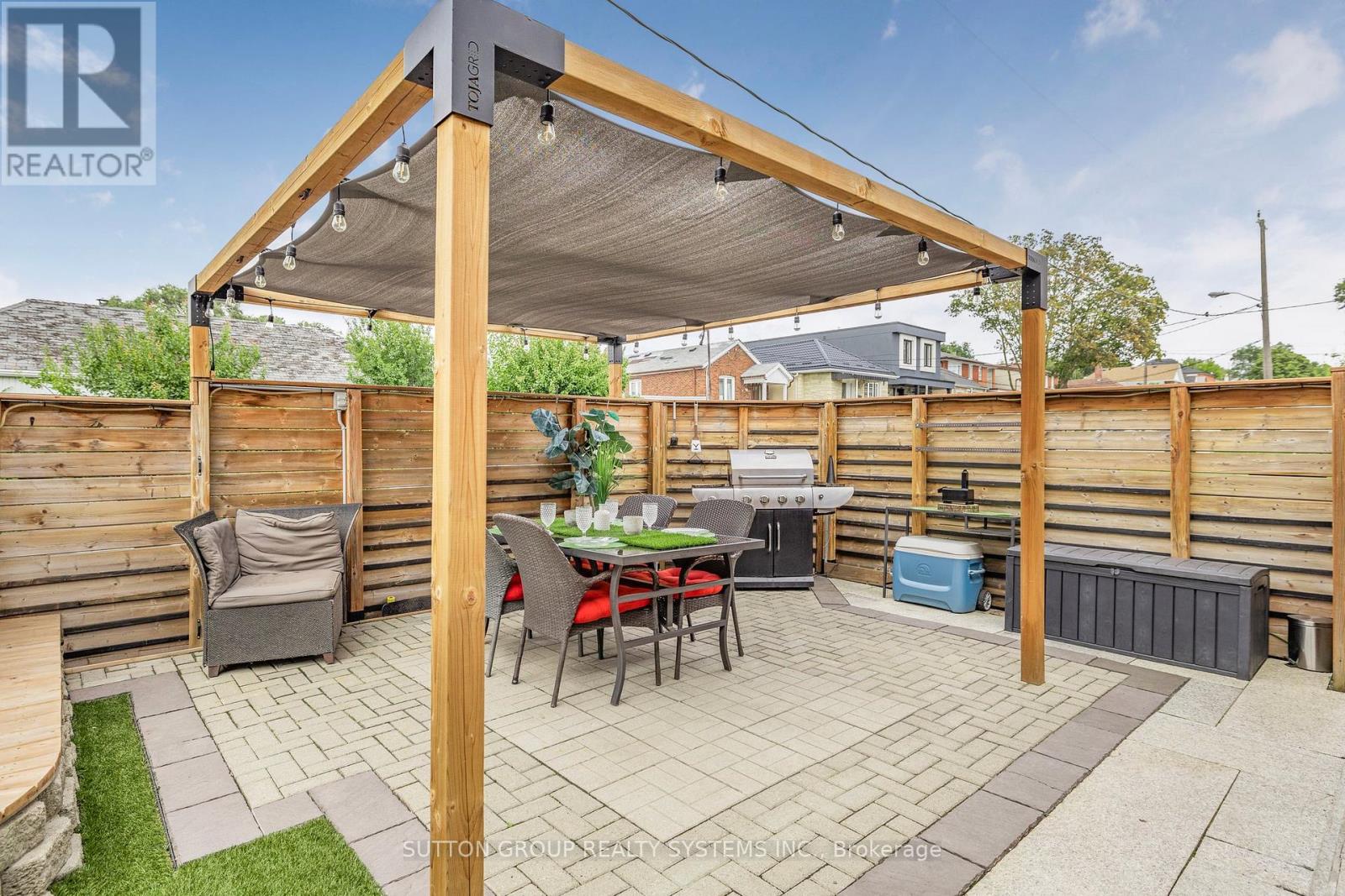 85 Kane Avenue, Toronto, Ontario  M6M 3M8 - Photo 27 - W12446097