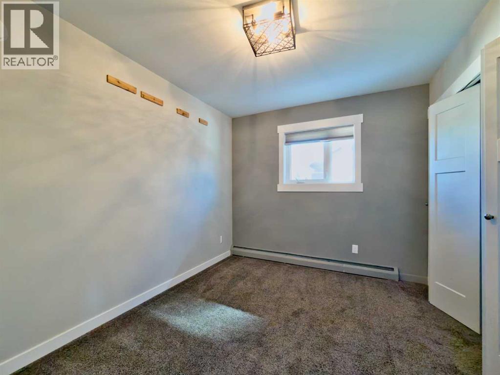 8149 26 Avenue, Coleman, Alberta  T0K 0M0 - Photo 15 - A2247804