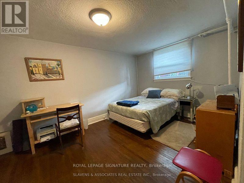 Lower - 95 Braemar Avenue, Toronto, Ontario  M5P 2L3 - Photo 10 - C12443520