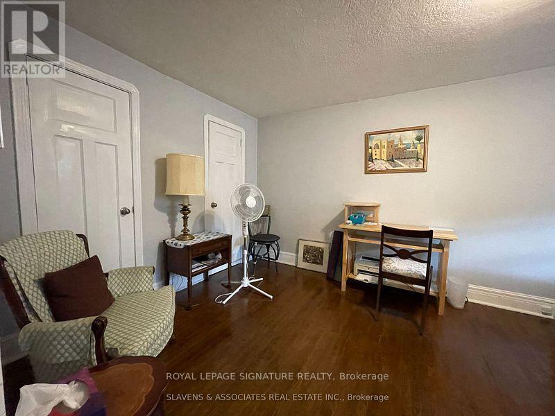 Lower - 95 Braemar Avenue, Toronto, Ontario  M5P 2L3 - Photo 12 - C12443520
