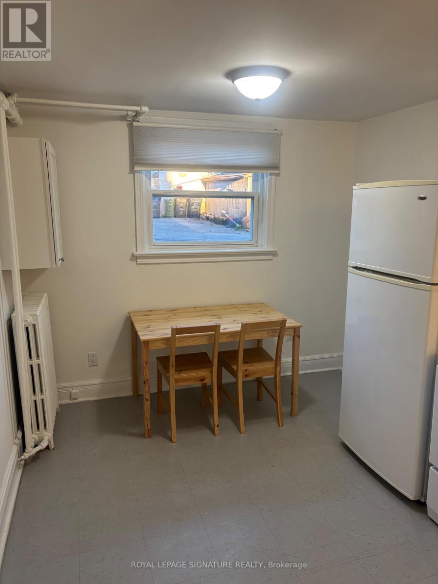 Lower - 95 Braemar Avenue, Toronto, Ontario  M5P 2L3 - Photo 16 - C12443520