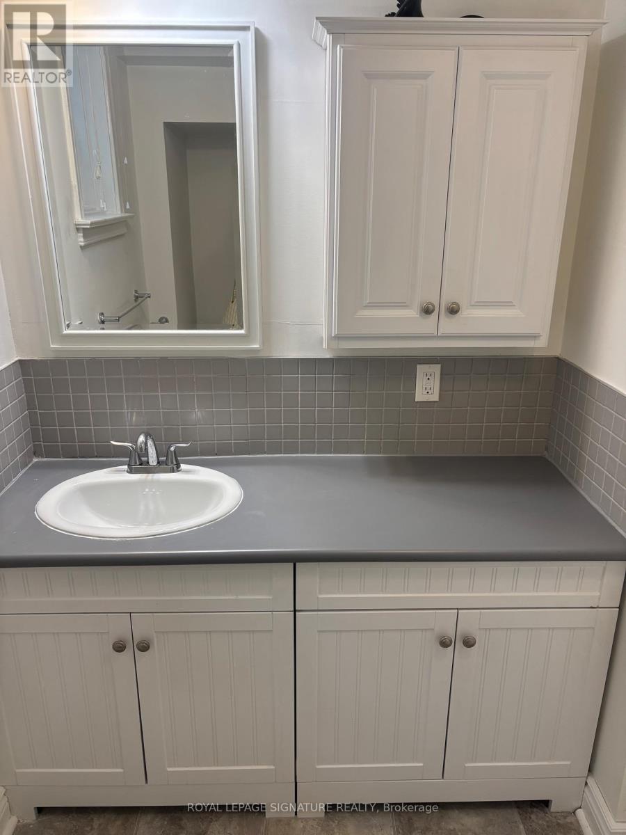 Lower - 95 Braemar Avenue, Toronto, Ontario  M5P 2L3 - Photo 13 - C12443520