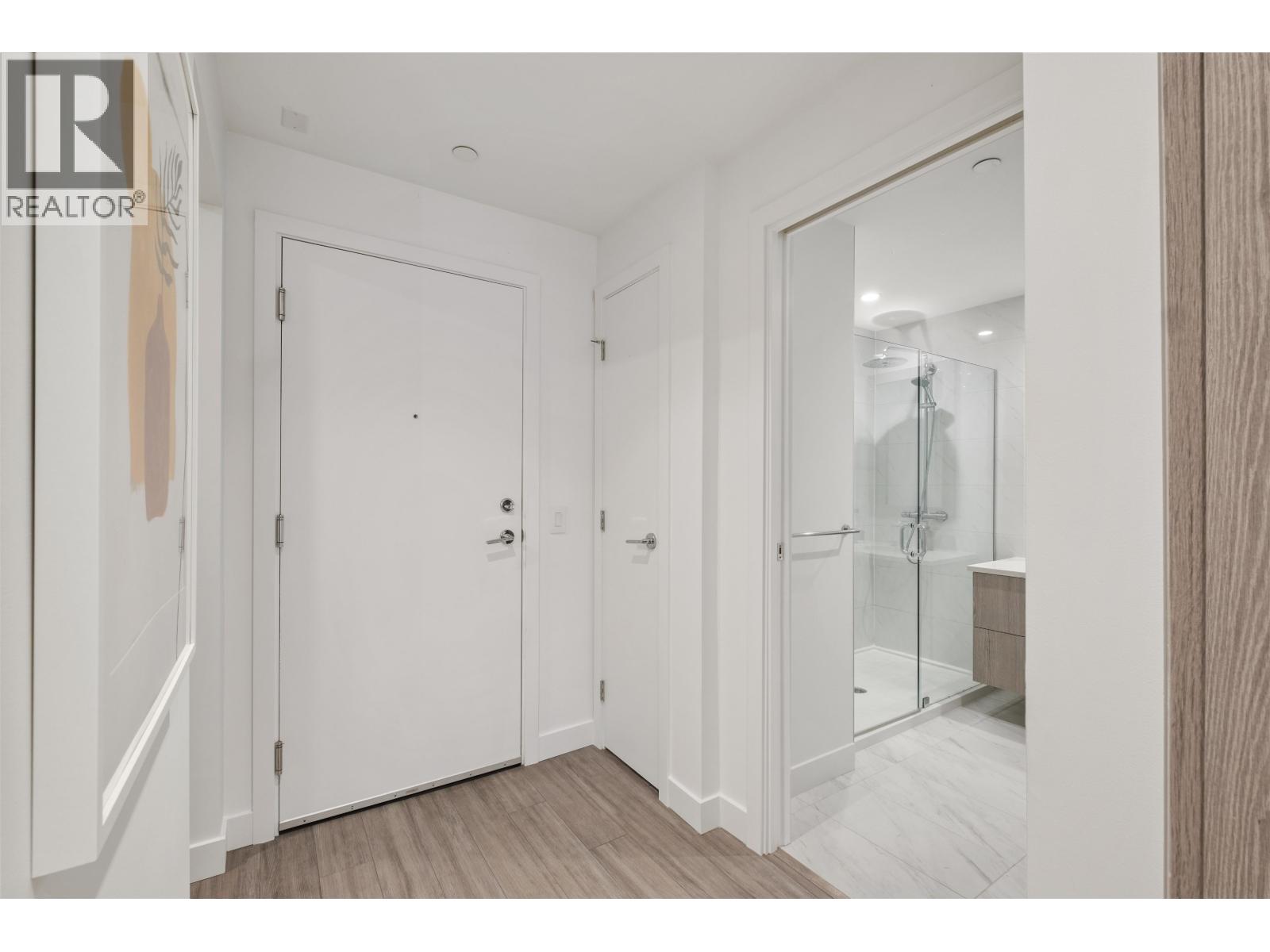 102 733 E 3rd Street, North Vancouver, British Columbia  V7L 1G8 - Photo 26 - R3056122