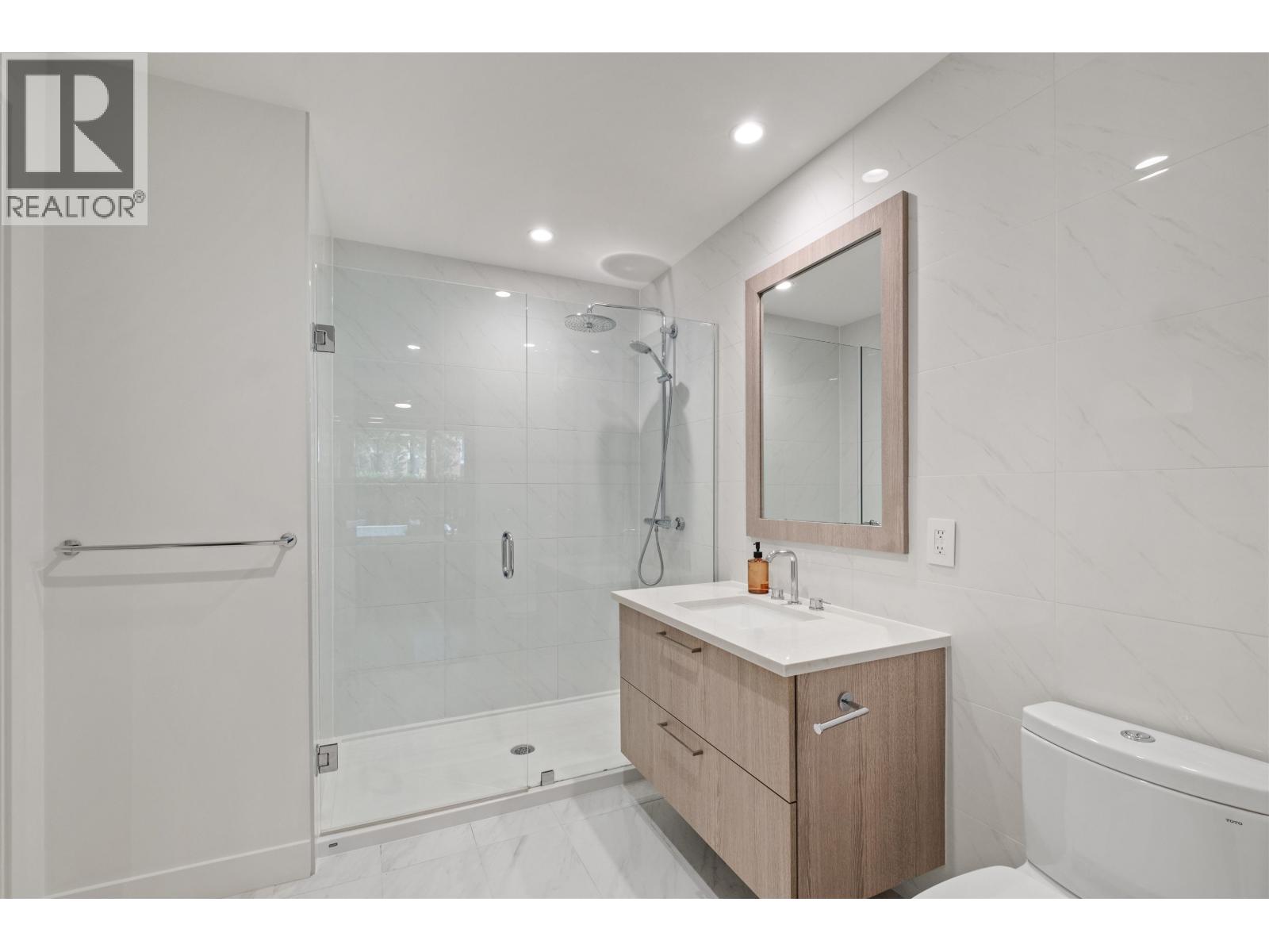 102 733 E 3rd Street, North Vancouver, British Columbia  V7L 1G8 - Photo 24 - R3056122