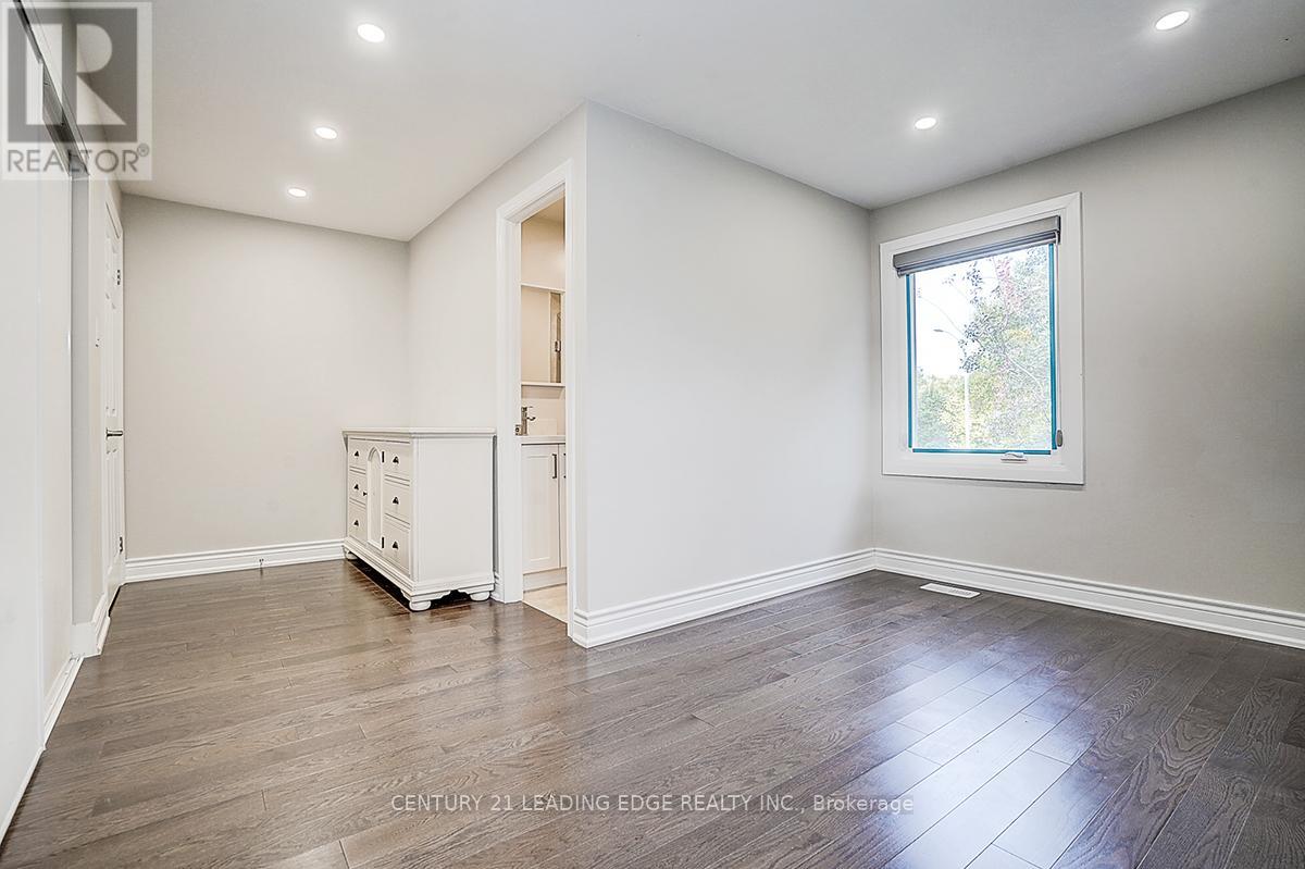 83 Southdale Drive, Markham, Ontario  L3P 1K1 - Photo 36 - N12464063