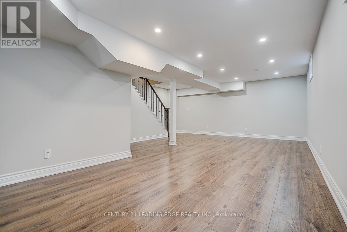 83 Southdale Drive, Markham, Ontario  L3P 1K1 - Photo 41 - N12464063