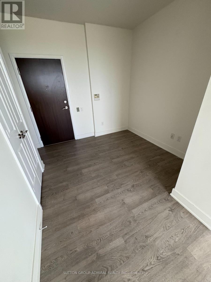 Ph11 - 7608 Yonge Street, Vaughan, Ontario  L4J 0J5 - Photo 9 - N12394731