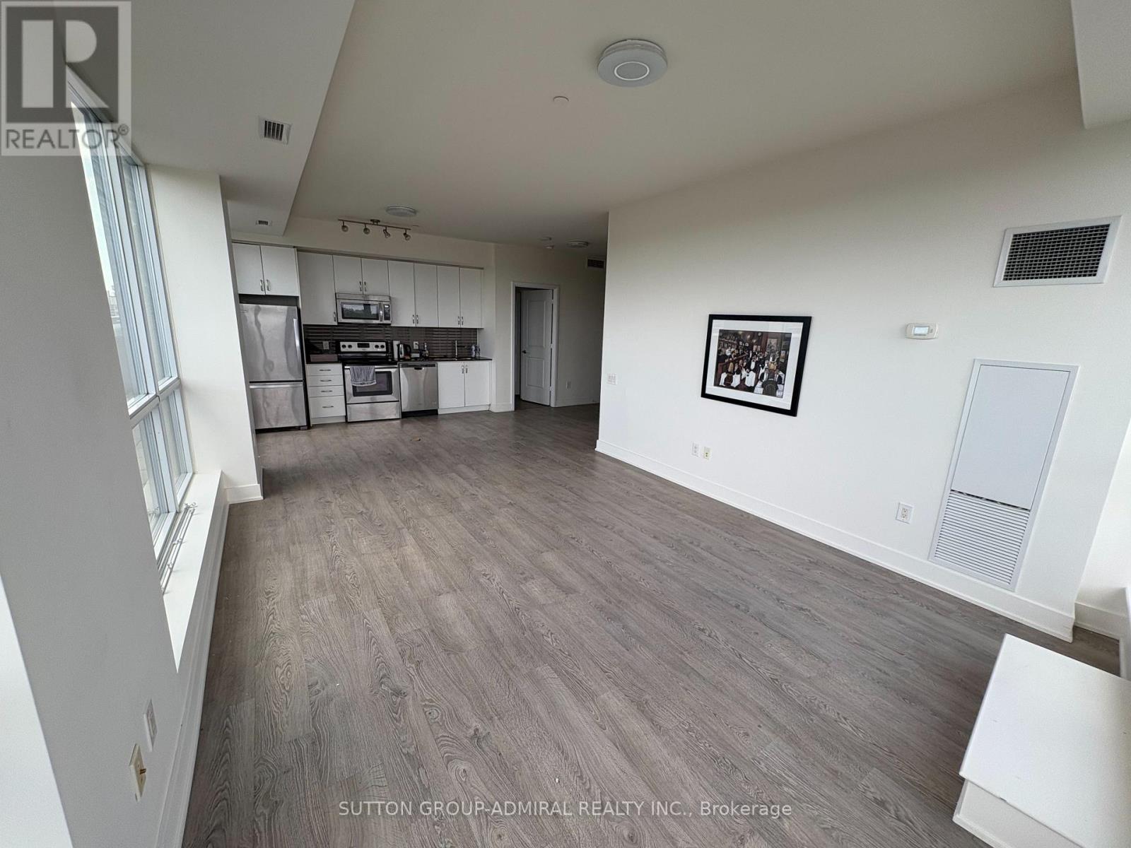 Ph11 - 7608 Yonge Street, Vaughan, Ontario  L4J 0J5 - Photo 5 - N12394731