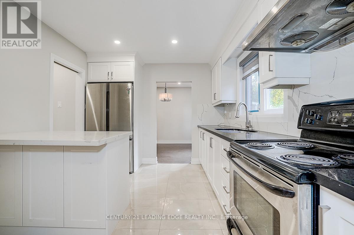 83 Southdale Drive, Markham, Ontario  L3P 1K1 - Photo 16 - N12464063