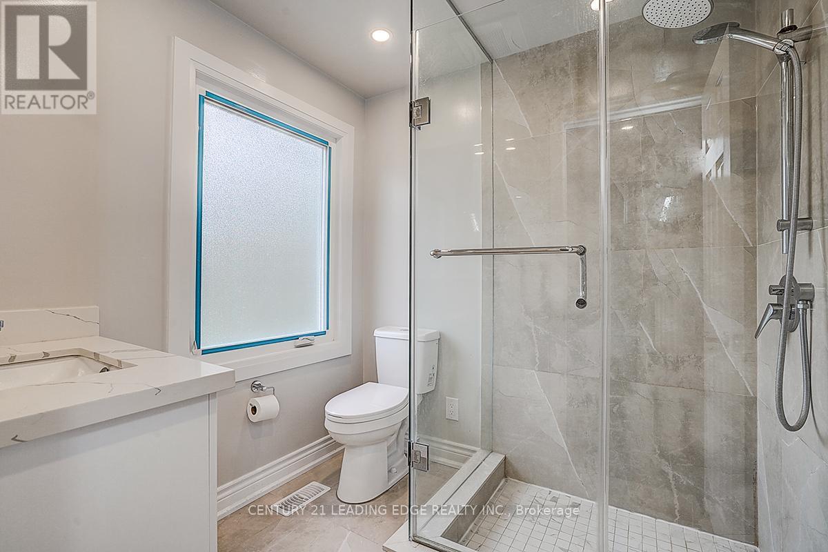 83 Southdale Drive, Markham, Ontario  L3P 1K1 - Photo 32 - N12464063