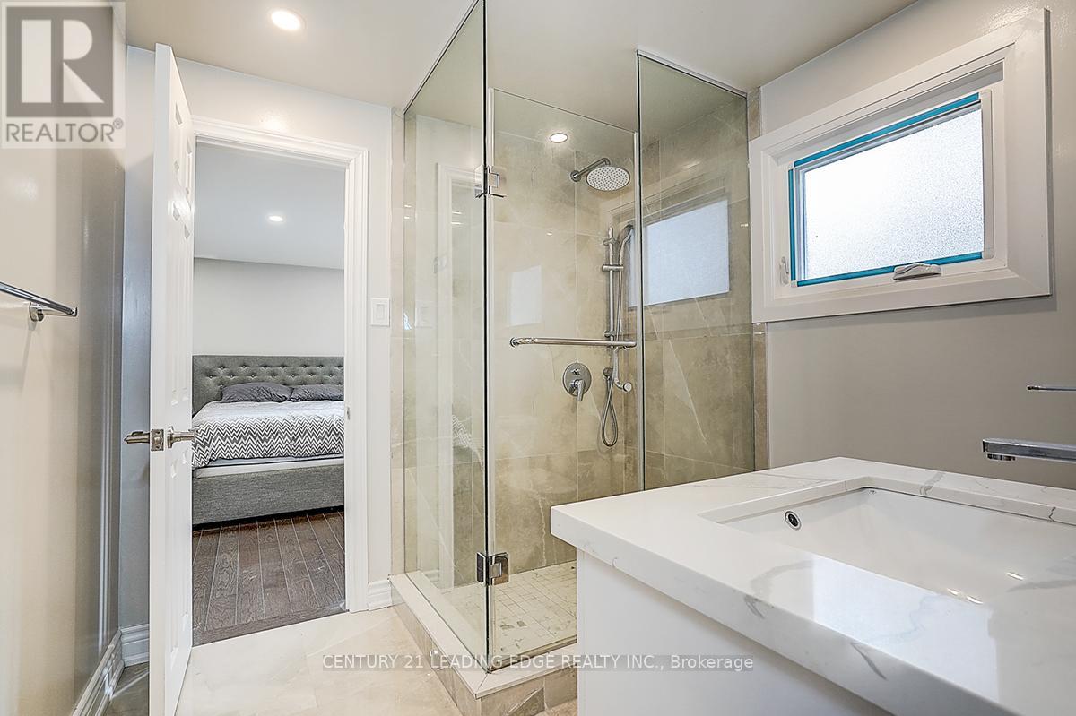 83 Southdale Drive, Markham, Ontario  L3P 1K1 - Photo 27 - N12464063