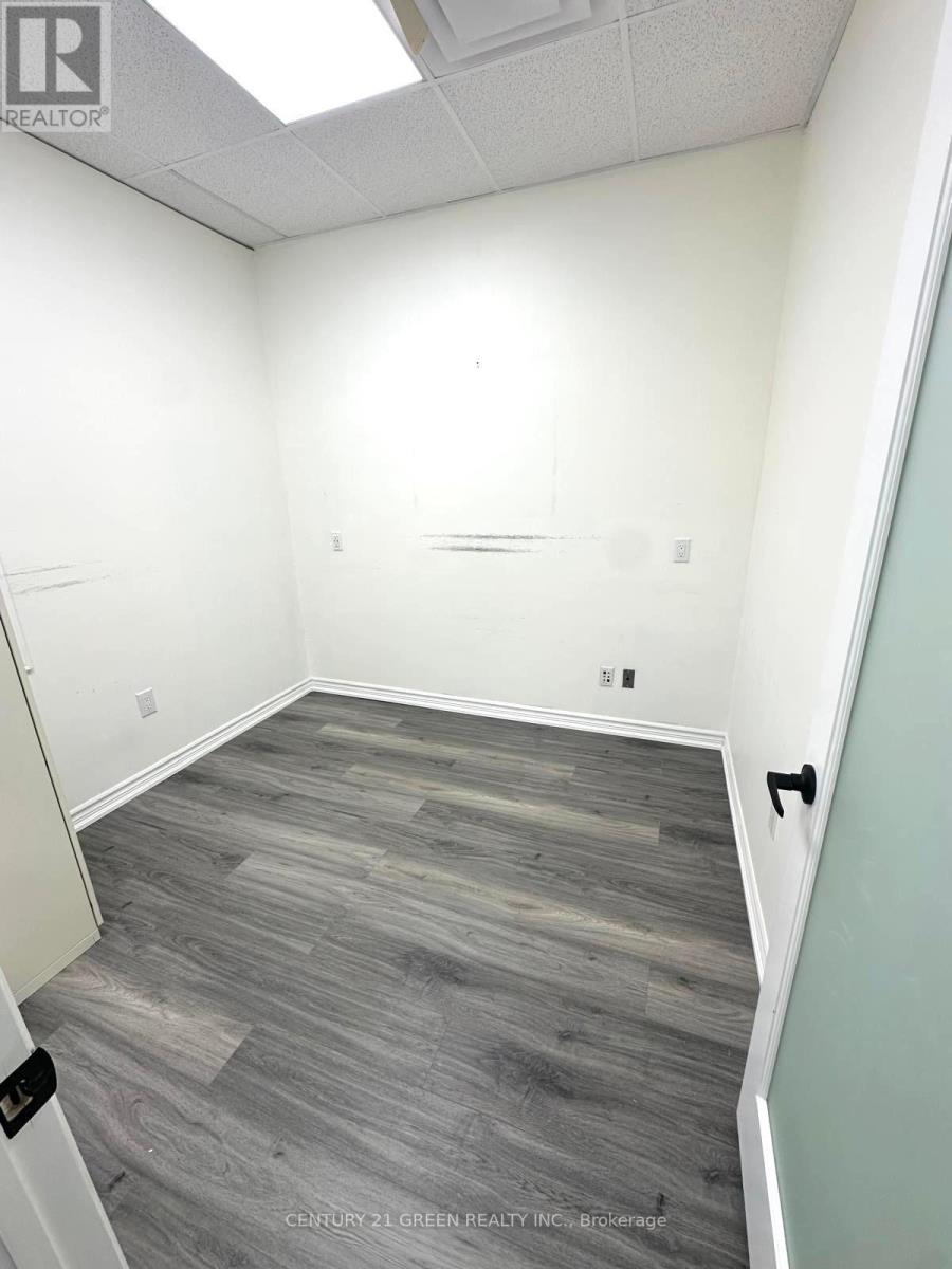 216 - 50 Steeles Avenue E, Milton, Ontario  L6T 4W9 - Photo 42 - W12457094