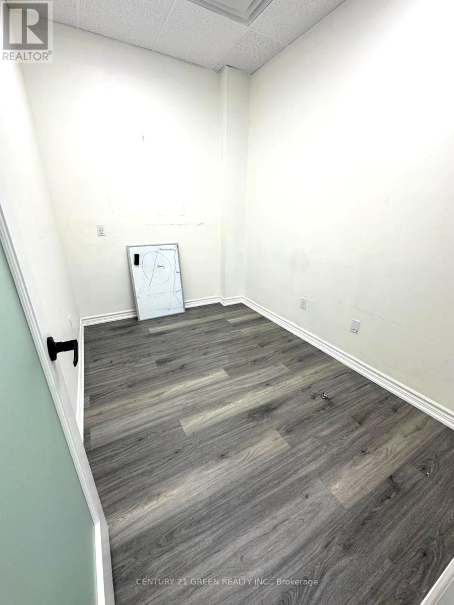 216 - 50 Steeles Avenue E, Milton, Ontario  L6T 4W9 - Photo 41 - W12457094