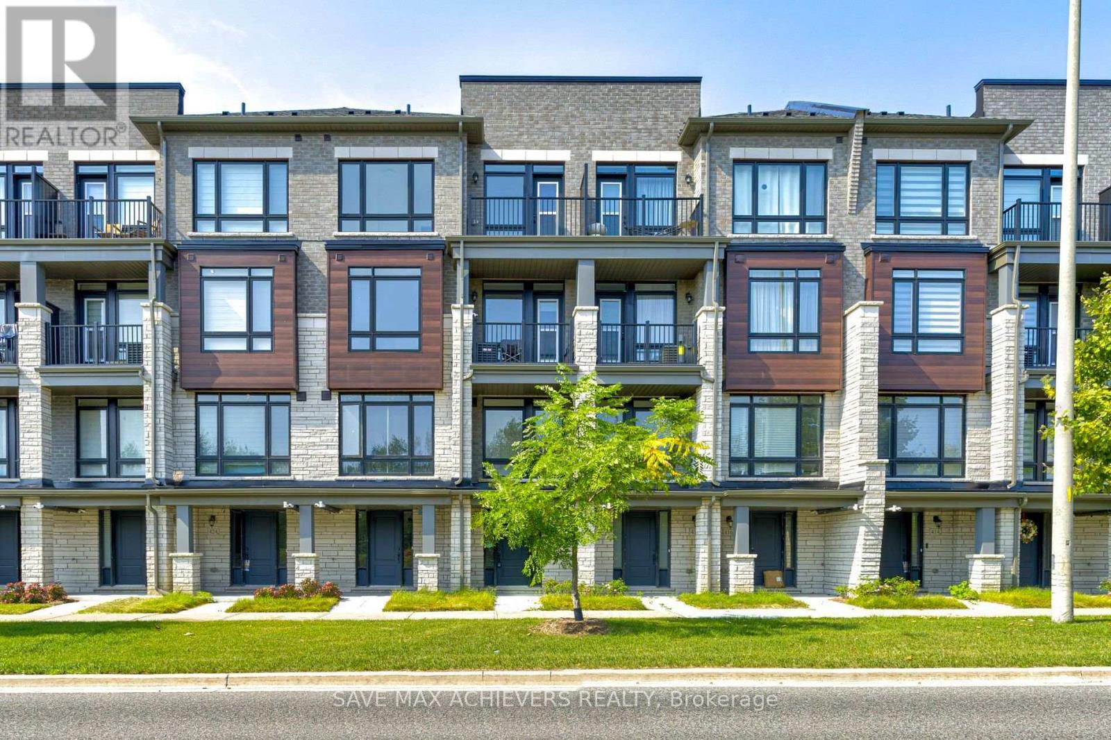 440 SALEM ROAD S, Ajax, Ontario