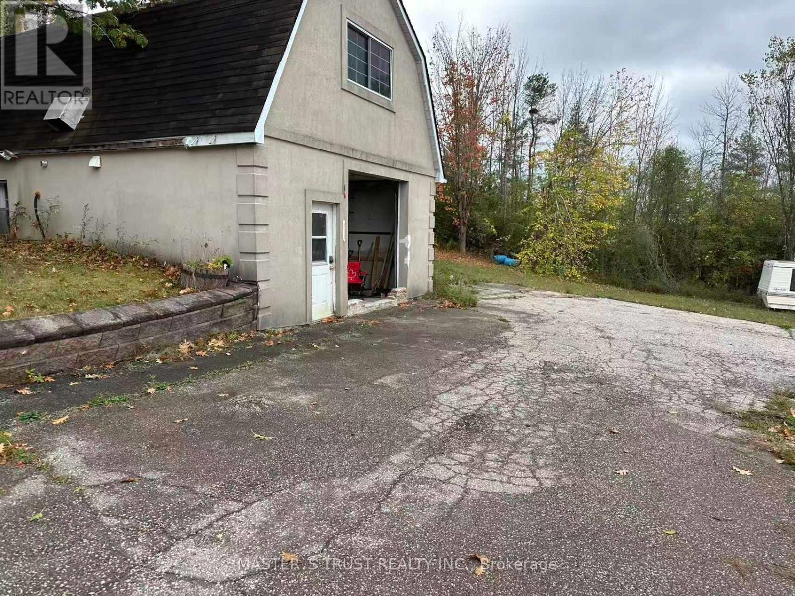 5330 Highway 12, Ramara (Atherley), Ontario  L3V 6H7 - Photo 29 - S12453284
