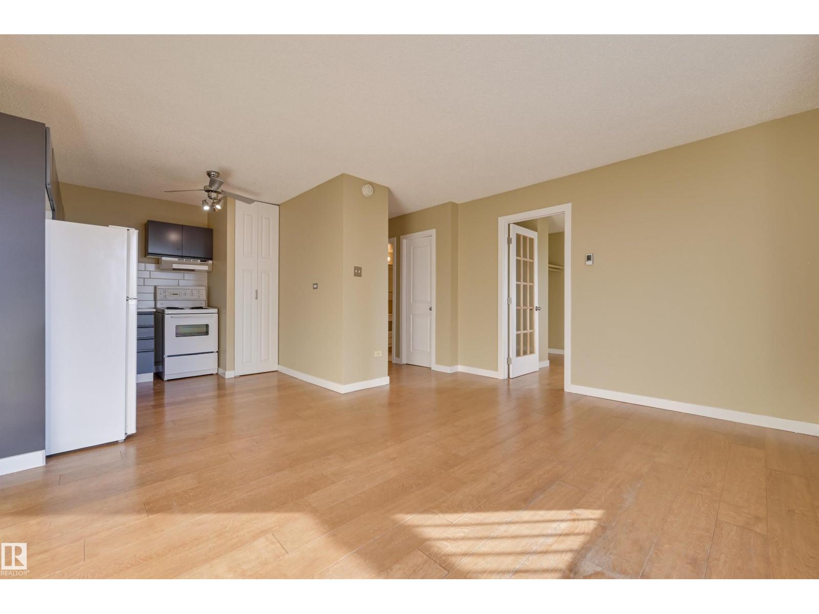 #905 10150 117 St Nw, Edmonton, Alberta  T5K 2J2 - Photo 3 - E4462246