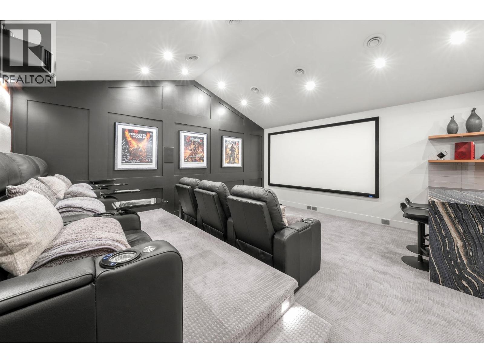 2140 Pemberton Avenue, North Vancouver, British Columbia  V7P 2T1 - Photo 29 - R3059039