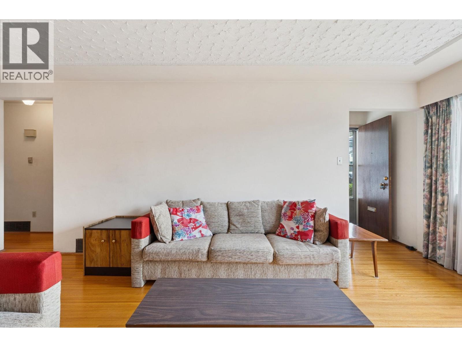3129 E 23 Avenue, Vancouver, British Columbia  V5R 1B4 - Photo 10 - R3059041