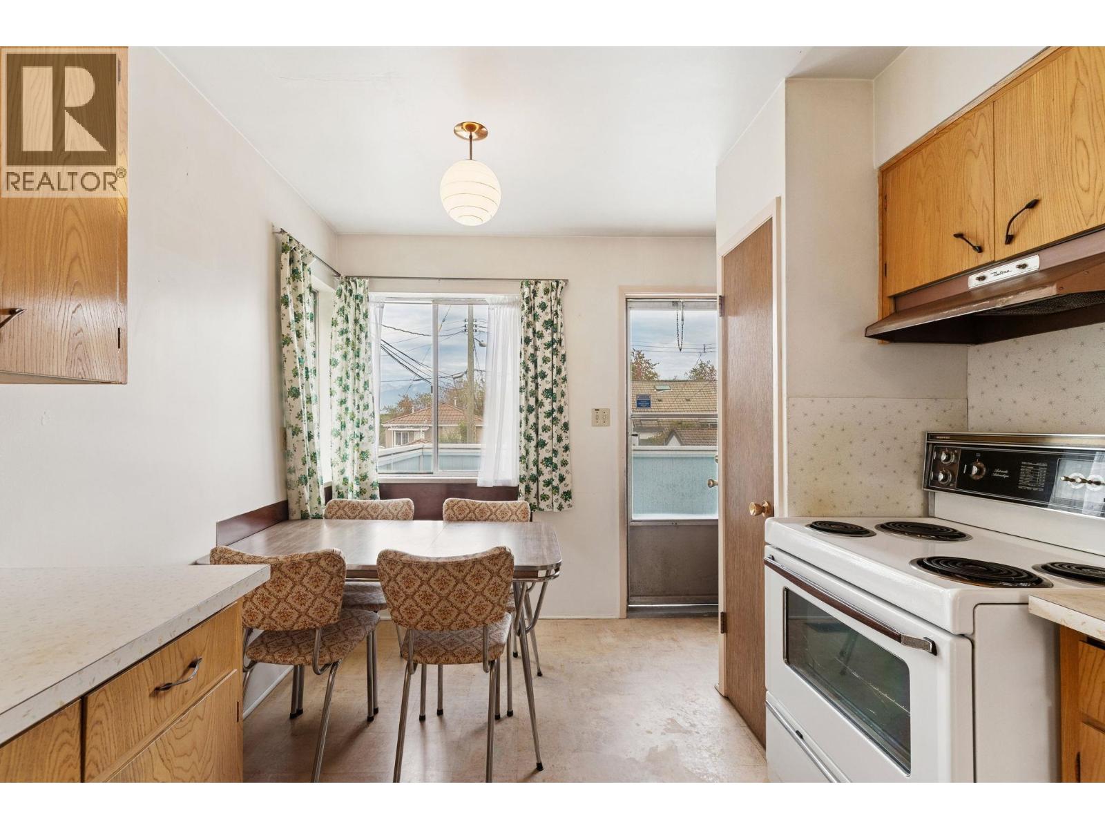 3129 E 23 Avenue, Vancouver, British Columbia  V5R 1B4 - Photo 15 - R3059041
