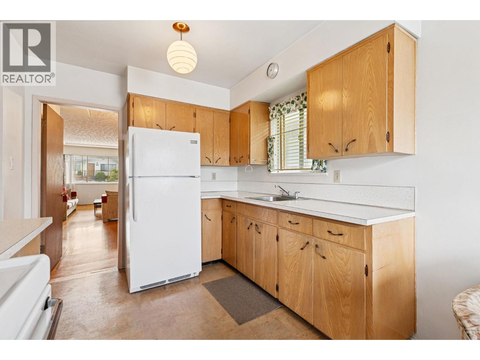 3129 E 23 Avenue, Vancouver, British Columbia  V5R 1B4 - Photo 17 - R3059041