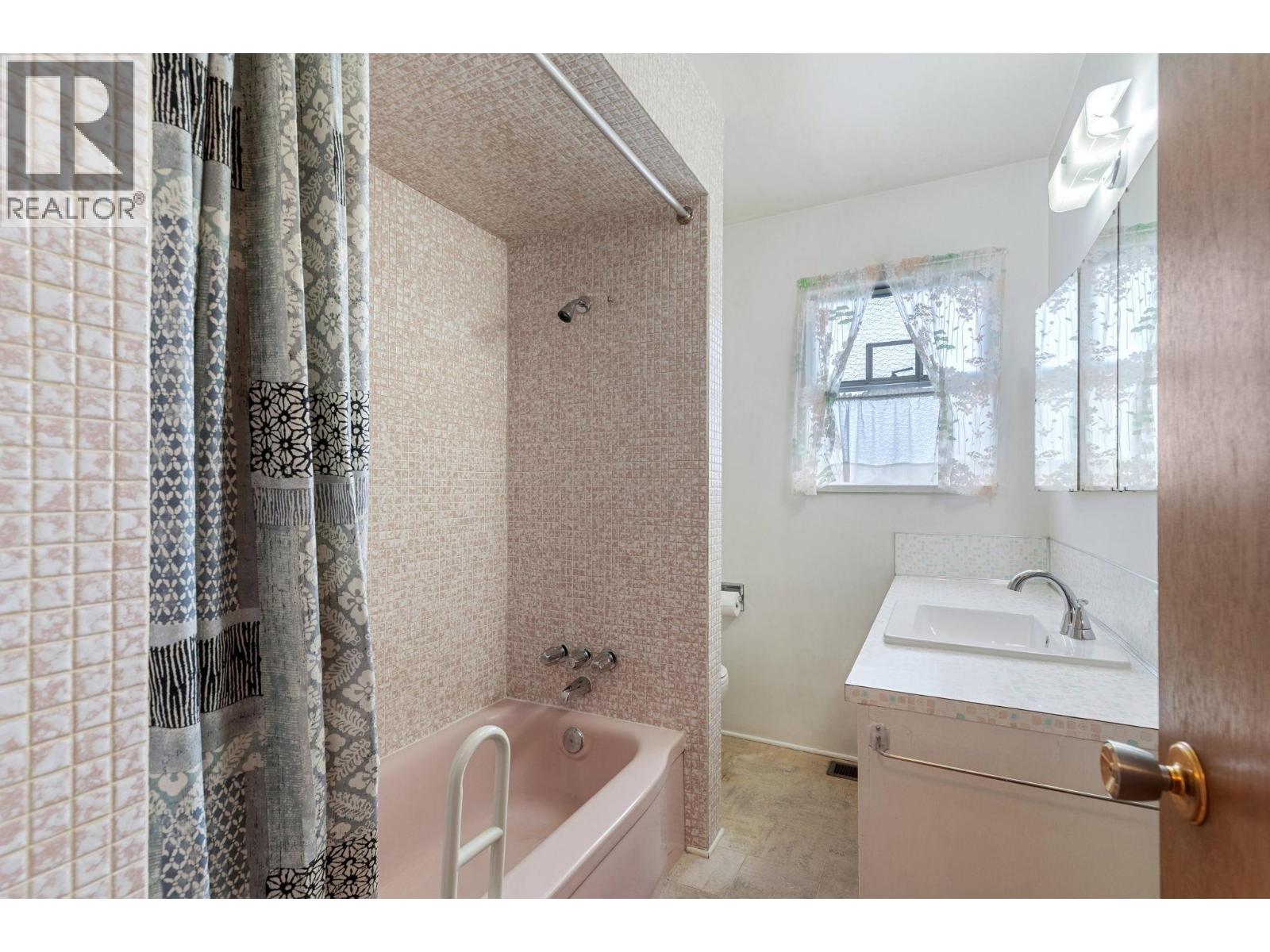 3129 E 23 Avenue, Vancouver, British Columbia  V5R 1B4 - Photo 21 - R3059041