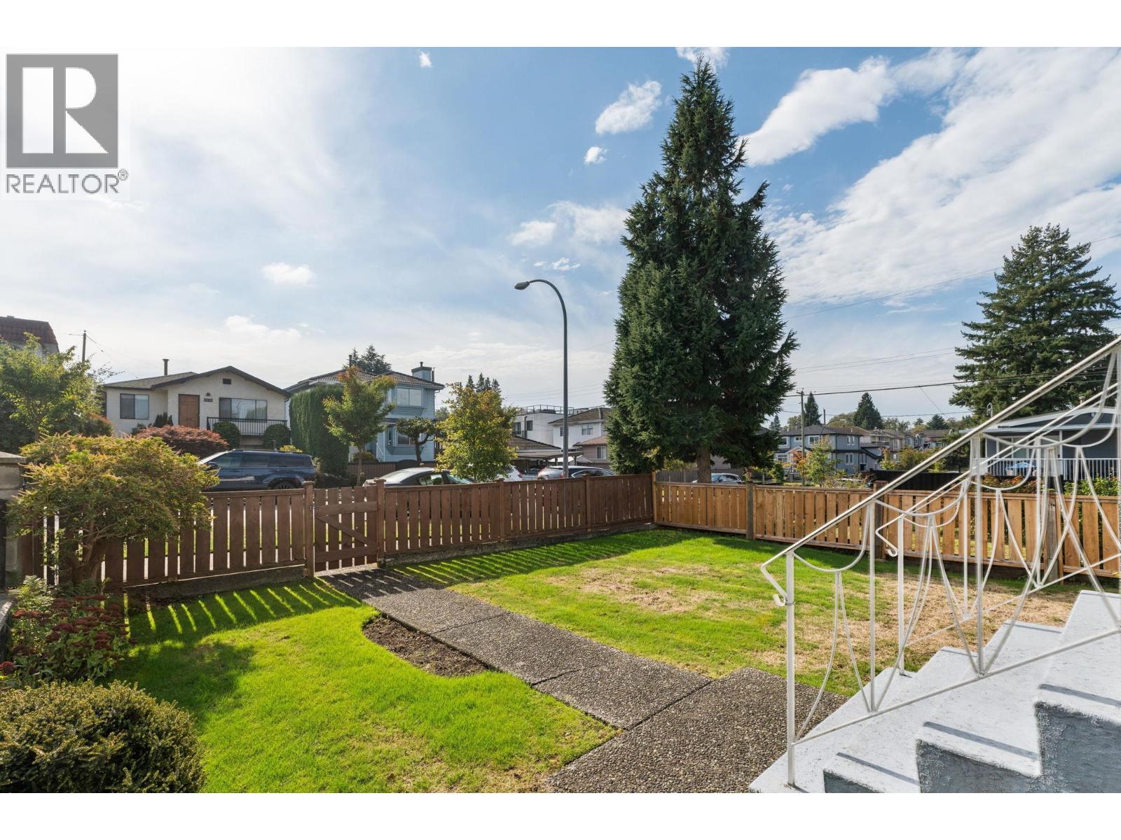 3129 E 23 Avenue, Vancouver, British Columbia  V5R 1B4 - Photo 3 - R3059041