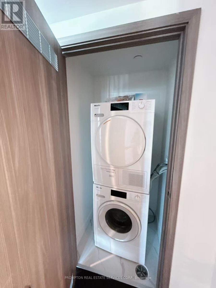 4612 - 1 Concord Cityplace Way, Toronto, Ontario  M5V 0X3 - Photo 18 - C12464509