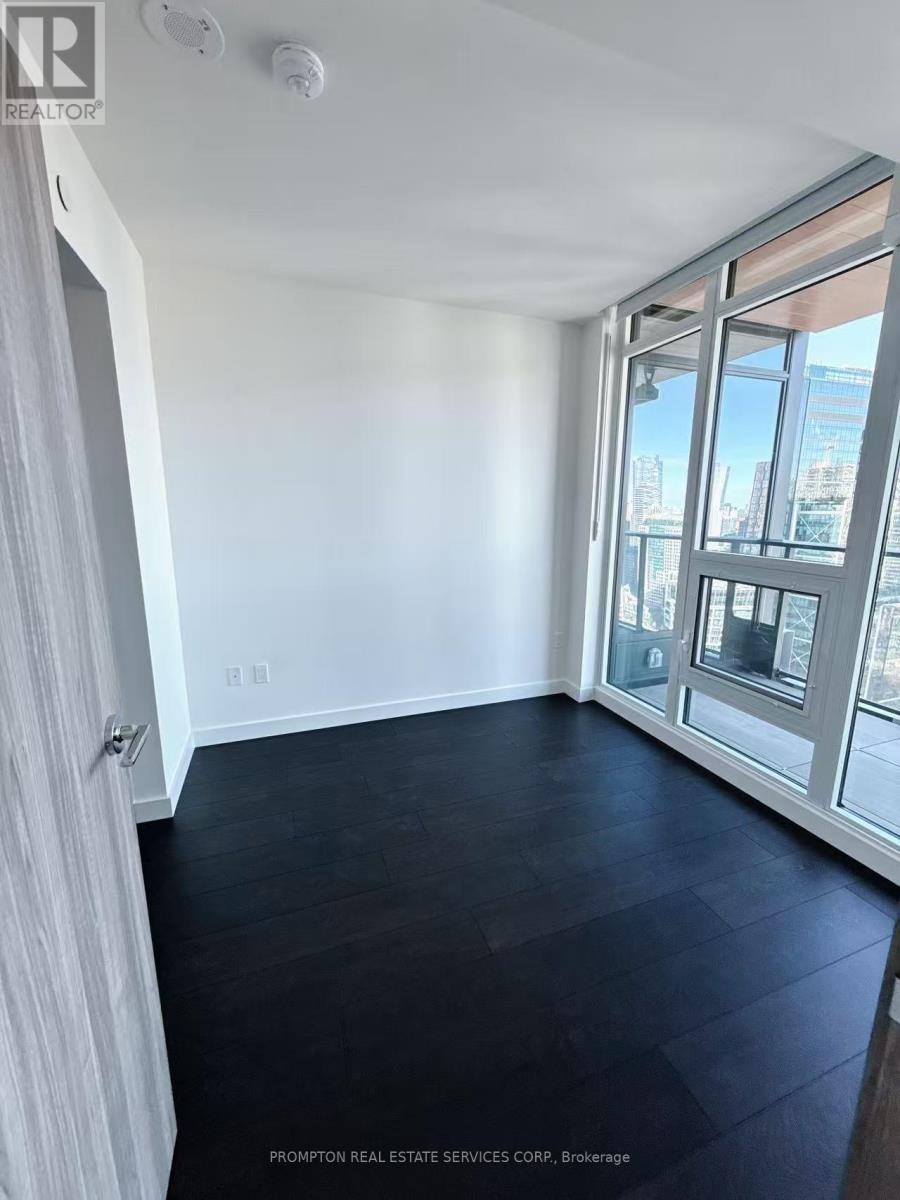 4612 - 1 Concord Cityplace Way, Toronto, Ontario  M5V 0X3 - Photo 19 - C12464509