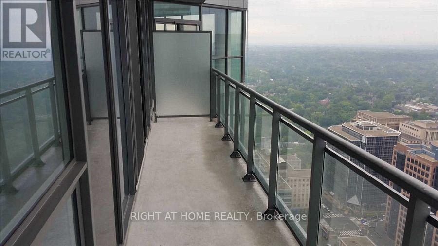 5011 - 45 Charles Street E, Toronto, Ontario  M4Y 0B8 - Photo 4 - C12464520