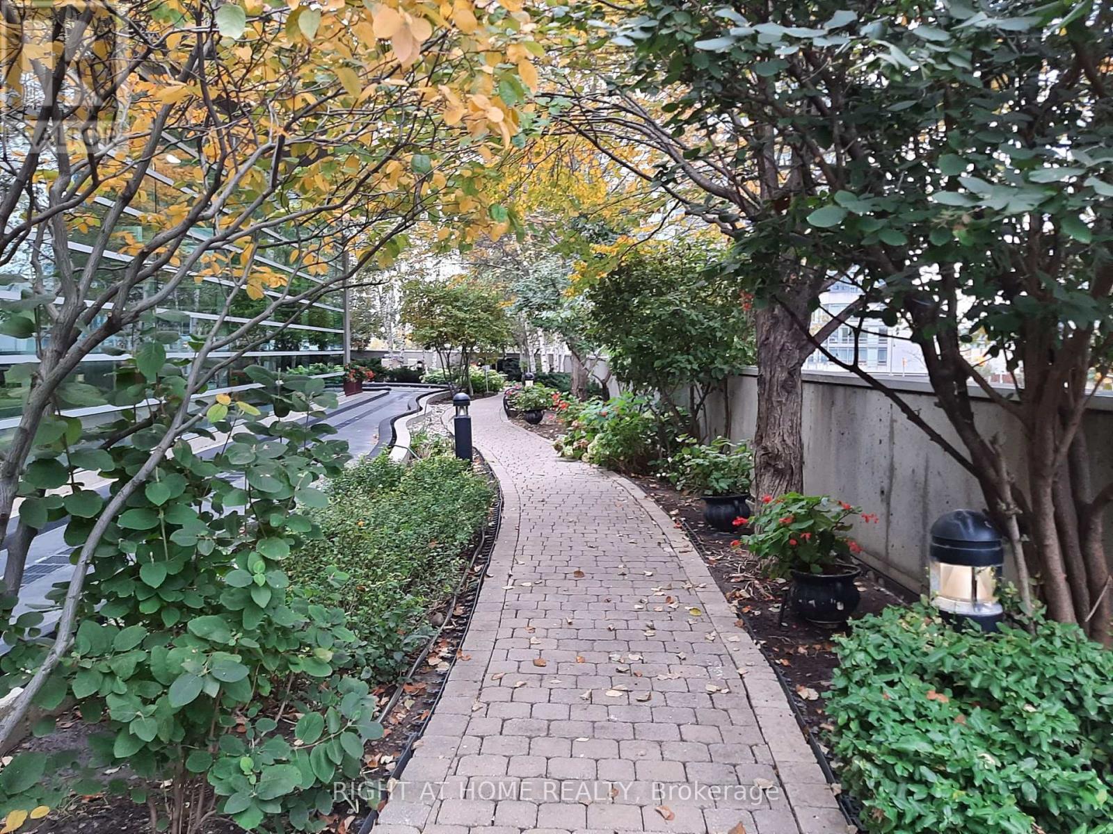916 - 81 Navy Wharf Court, Toronto, Ontario  M5V 3S2 - Photo 19 - C12464539
