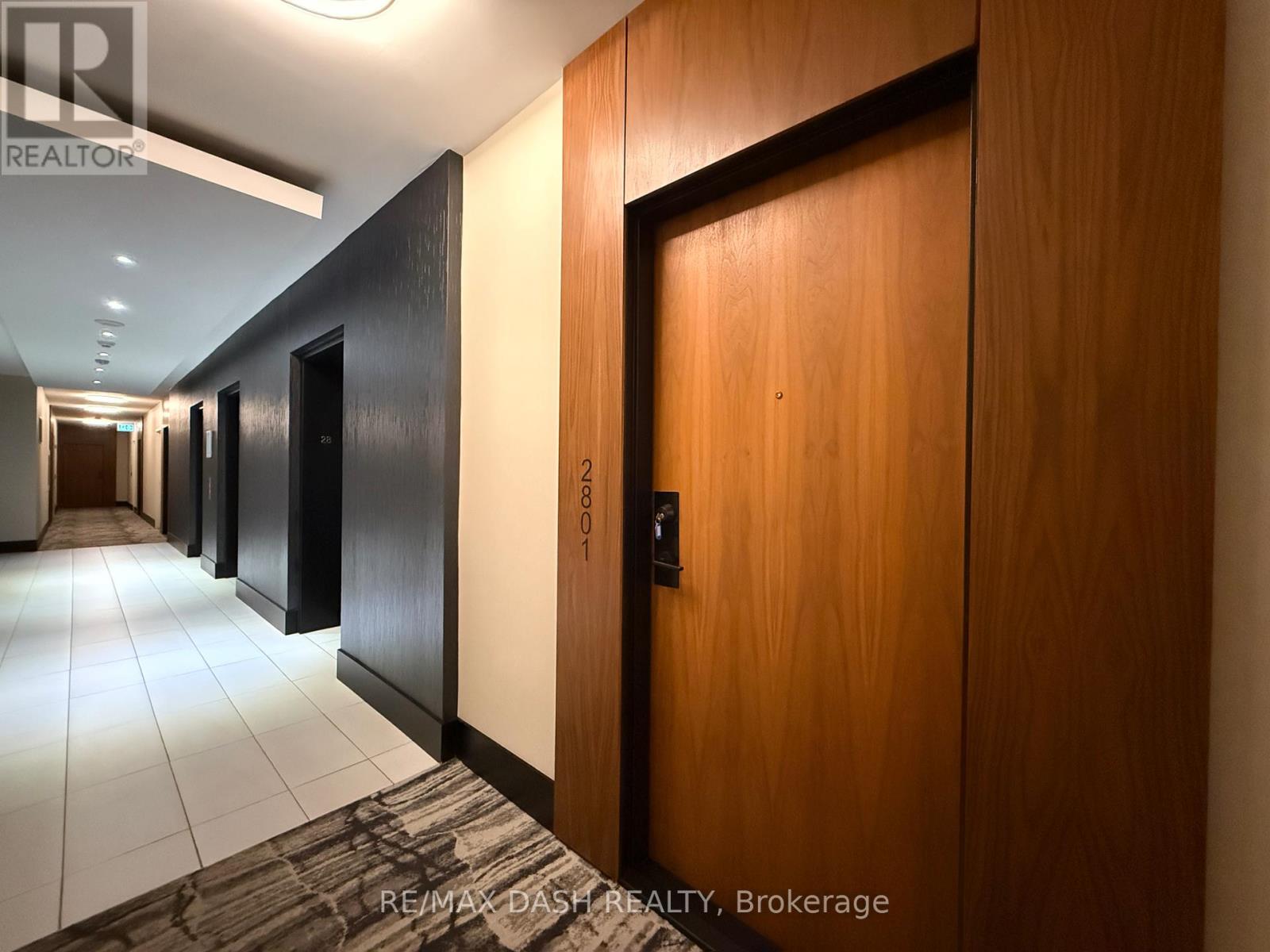 2801 - 1 Market Street, Toronto, Ontario  M5E 0A2 - Photo 2 - C12464566