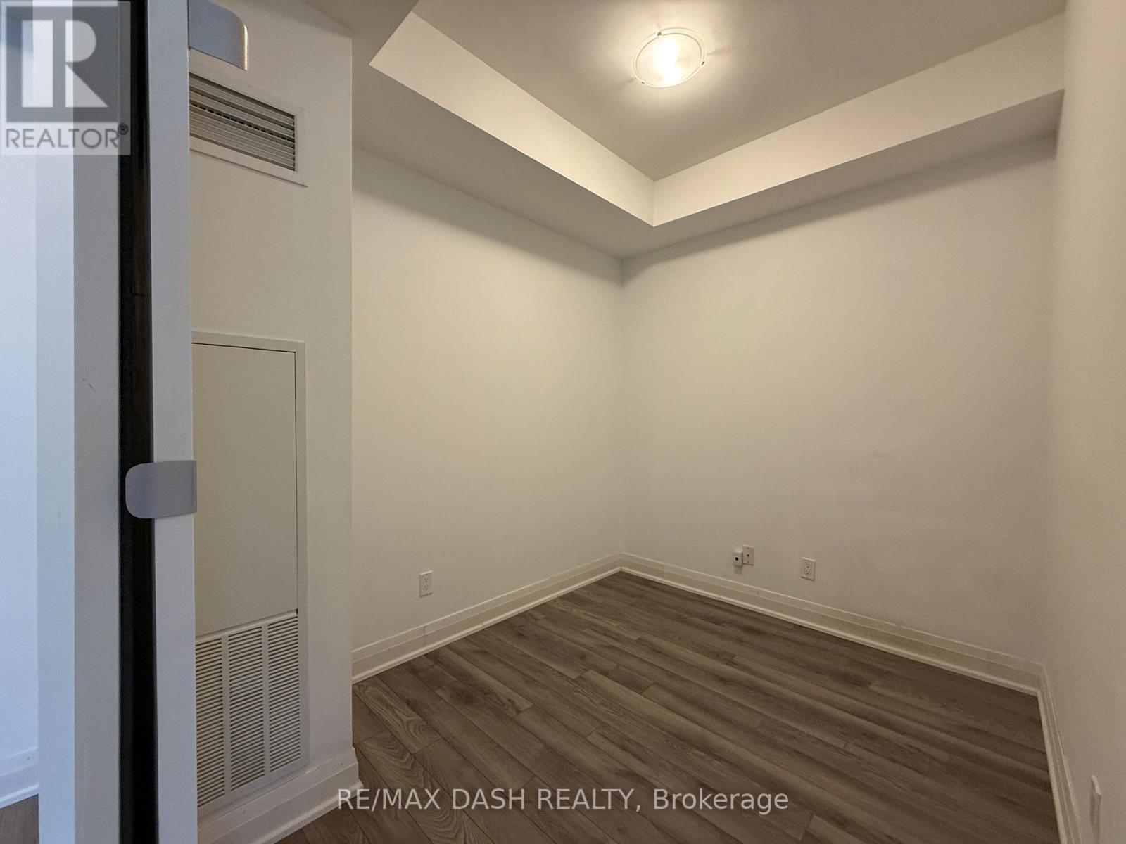 621 - 50 Bruyeres Mews, Toronto, Ontario  M5V 0H8 - Photo 11 - C12464584