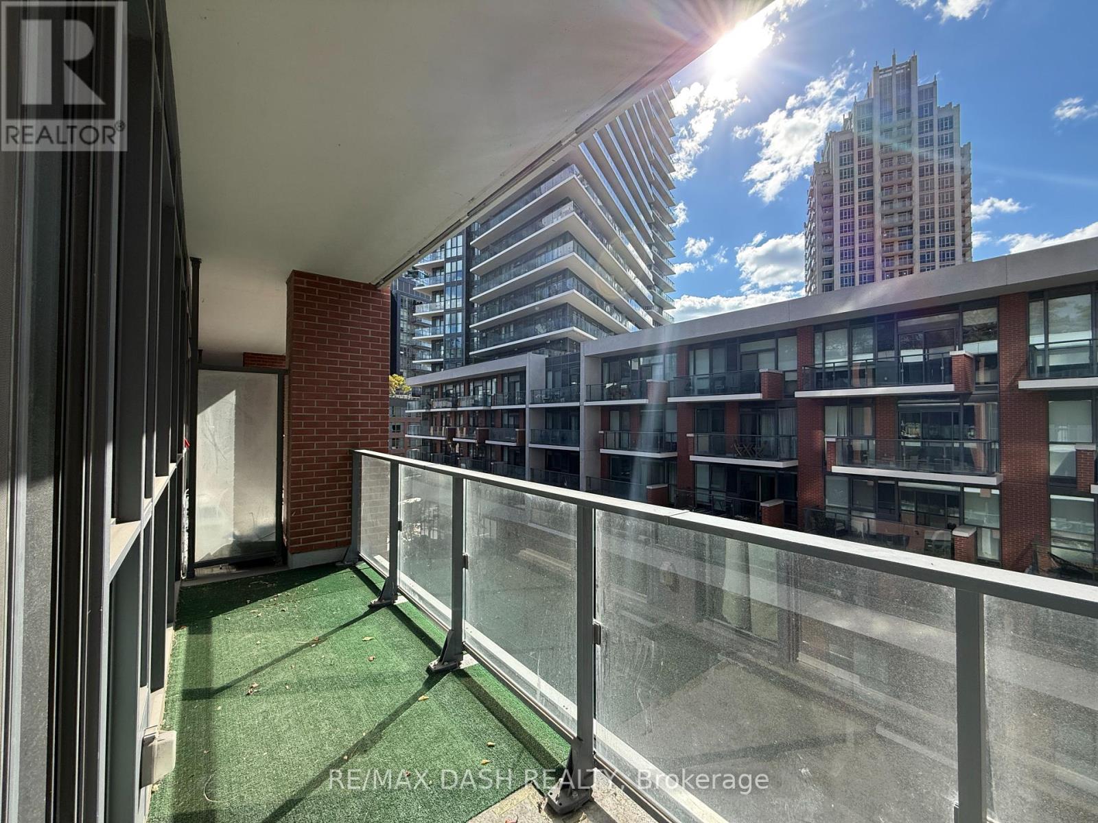 621 - 50 Bruyeres Mews, Toronto, Ontario  M5V 0H8 - Photo 14 - C12464584