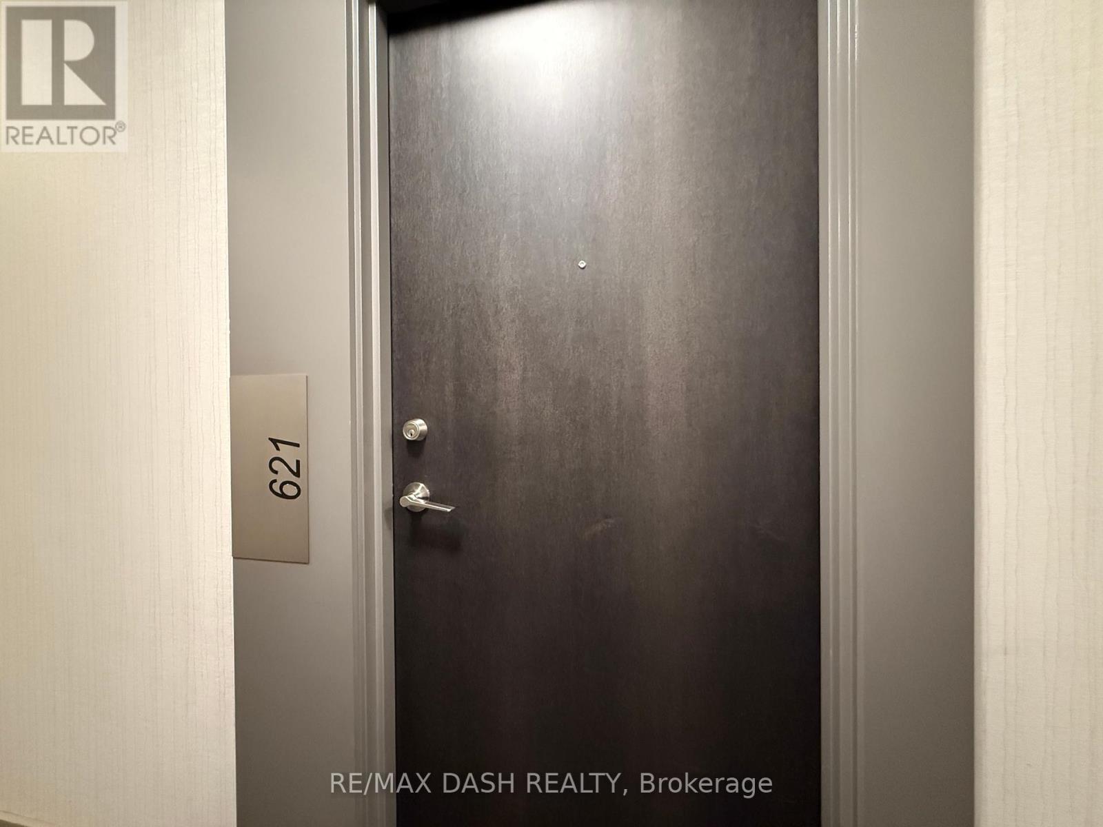 621 - 50 Bruyeres Mews, Toronto, Ontario  M5V 0H8 - Photo 2 - C12464584