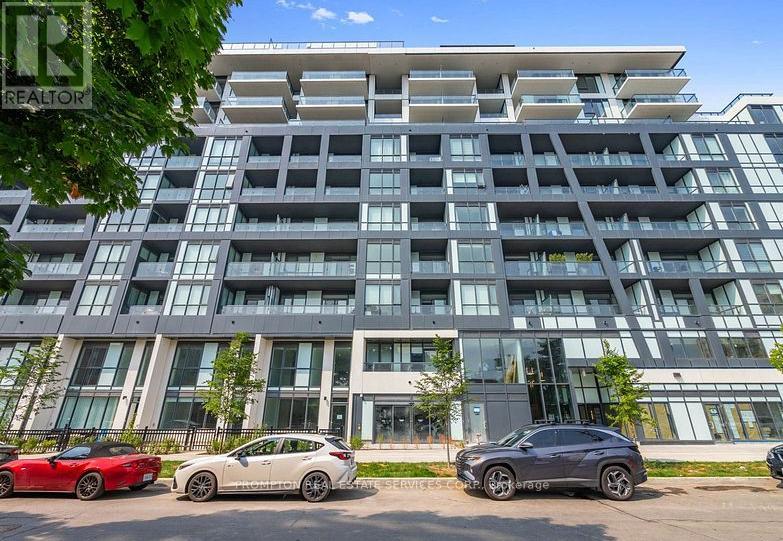 304 - 6 GREENBRIAR ROAD, Toronto, Ontario