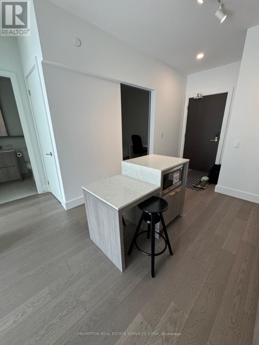 304 - 6 Greenbriar Road, Toronto, Ontario  M2K 1H5 - Photo 6 - C12464594