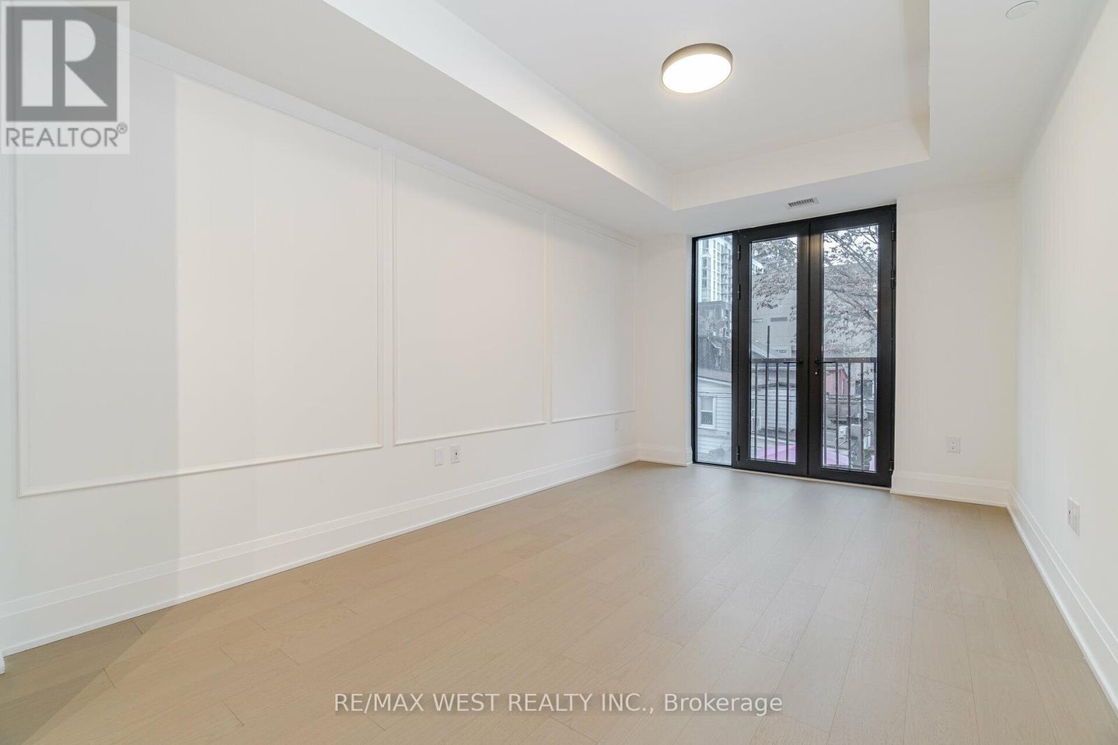 201 - 123 Portland St Street, Toronto, Ontario  M5V 2N4 - Photo 13 - C12464596
