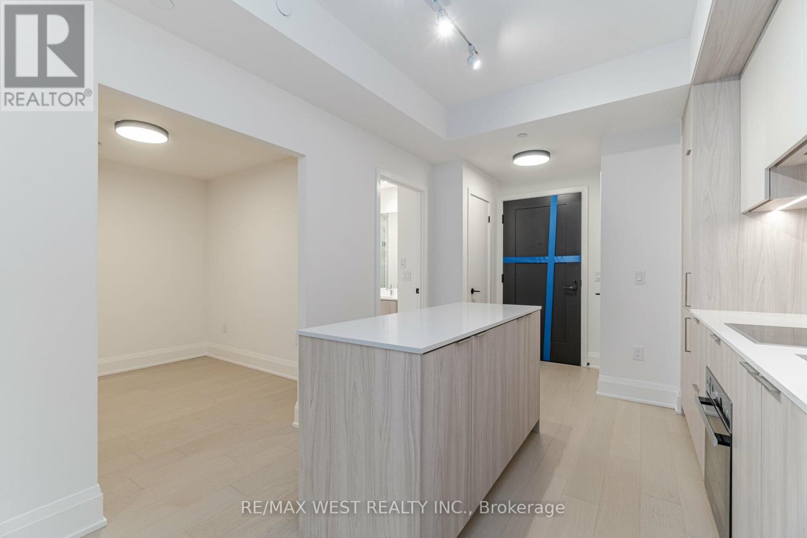 201 - 123 Portland St Street, Toronto, Ontario  M5V 2N4 - Photo 7 - C12464596
