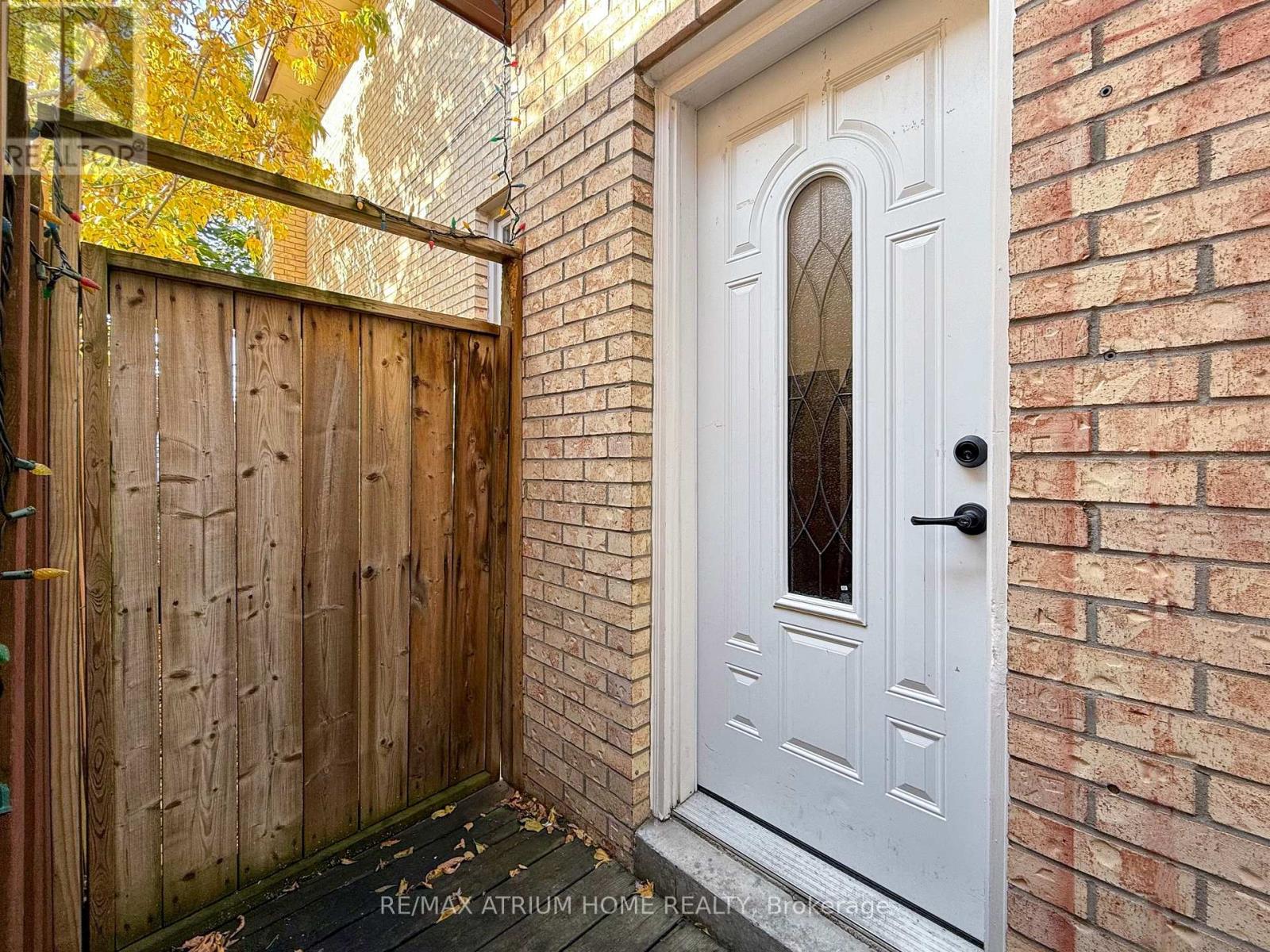 Room 2 - 42 Fairchild Avenue, Toronto, Ontario  M2M 1T7 - Photo 4 - C12464598