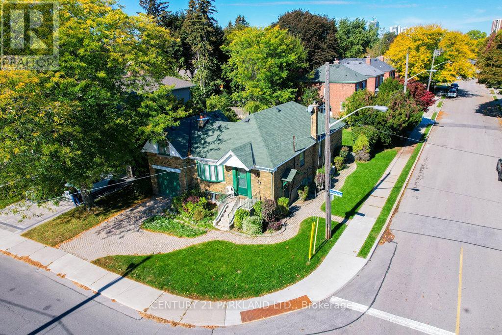 22 Parkview Hill Crescent, Toronto, Ontario  M4B 1P7 - Photo 29 - E12464562